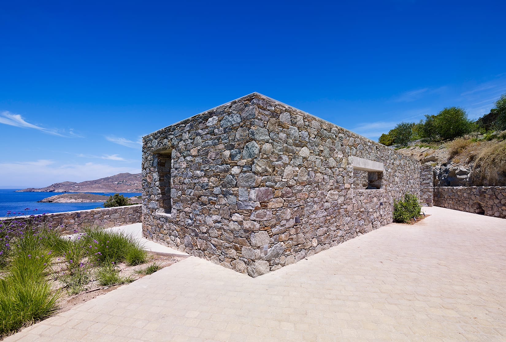 Evripiotis Architects-aigialos-house-syros-evripiotis-architects-03-new-Aigialos House, Syros Island