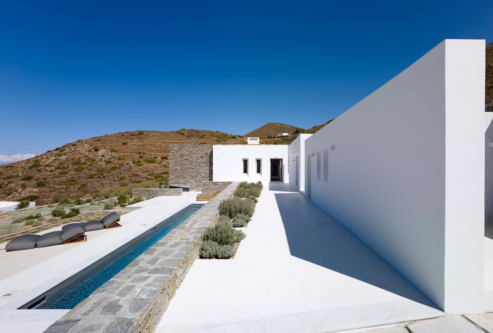 Evripiotis Architects-As House featured on Archdaily