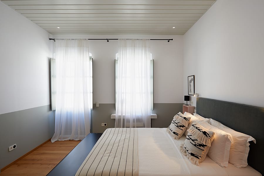 Evripiotis Architects-athena-suites-paros-evripiotis-architects-36-new-Athena Suites, Paros Island
