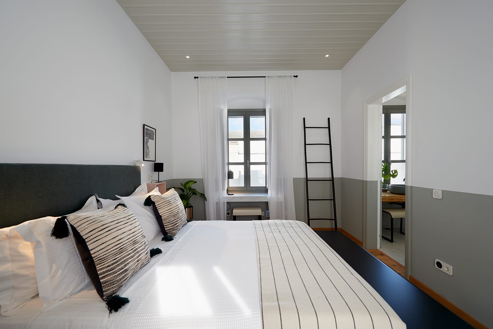 Evripiotis Architects-athena-suites-paros-evripiotis-architects-42-new-Athena Suites, Paros Island