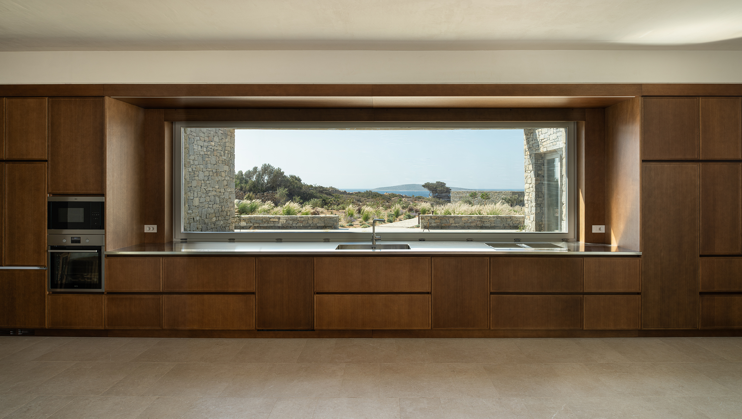 Evripiotis Architects--The Flaneurs House, Paros Island