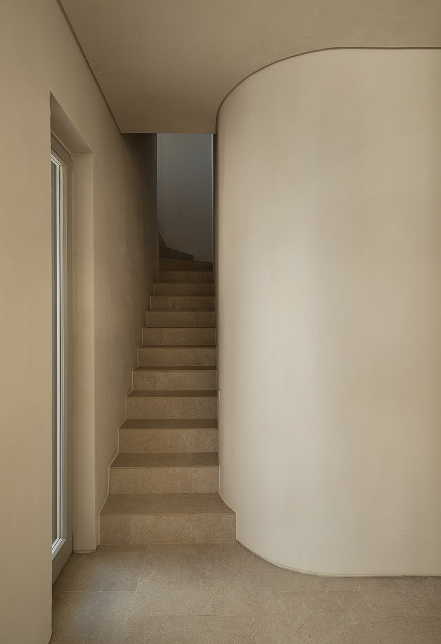 Evripiotis Architects--The Flaneurs House, Paros Island