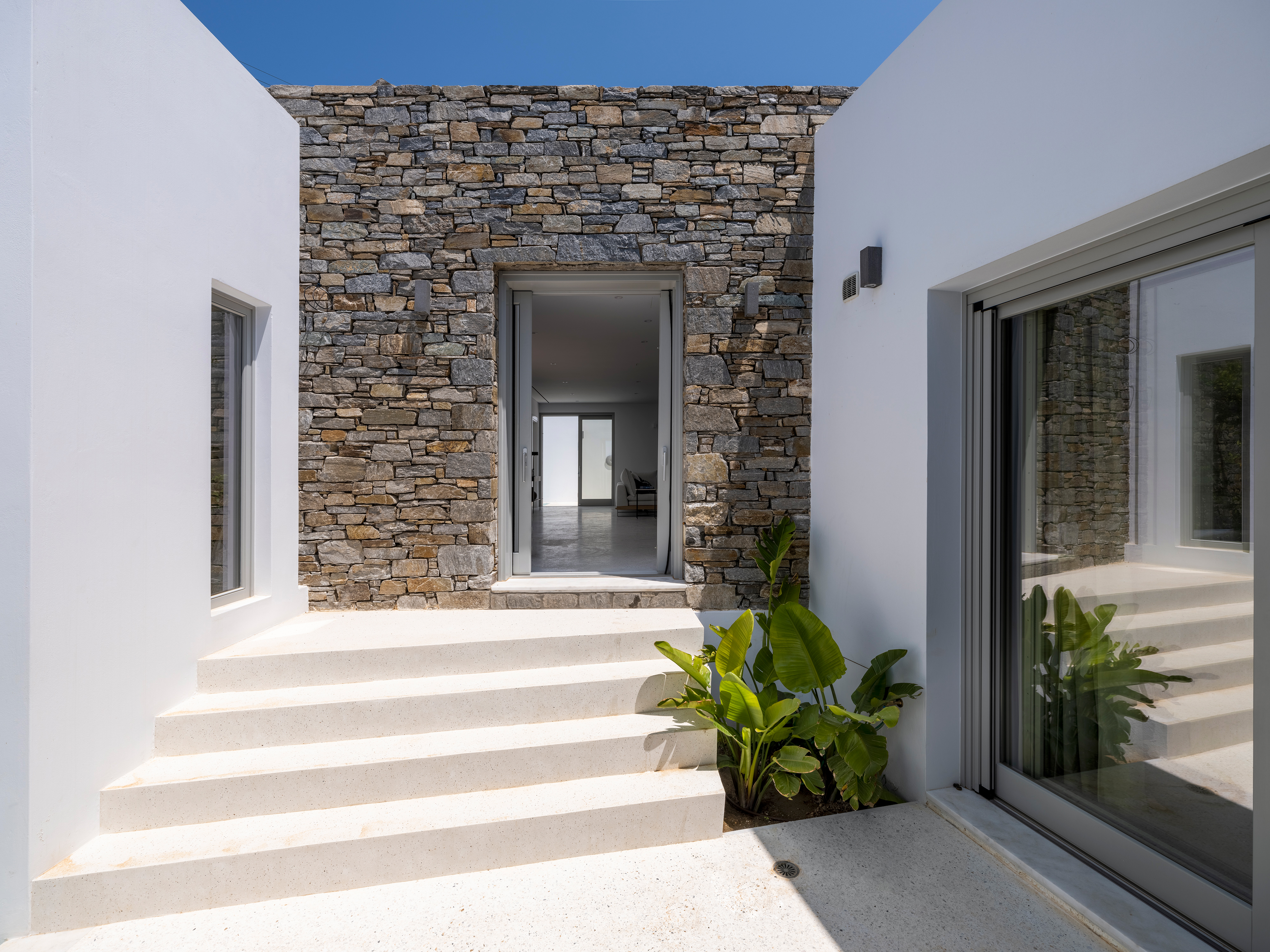 Evripiotis Architects--Hill House, Paros Island