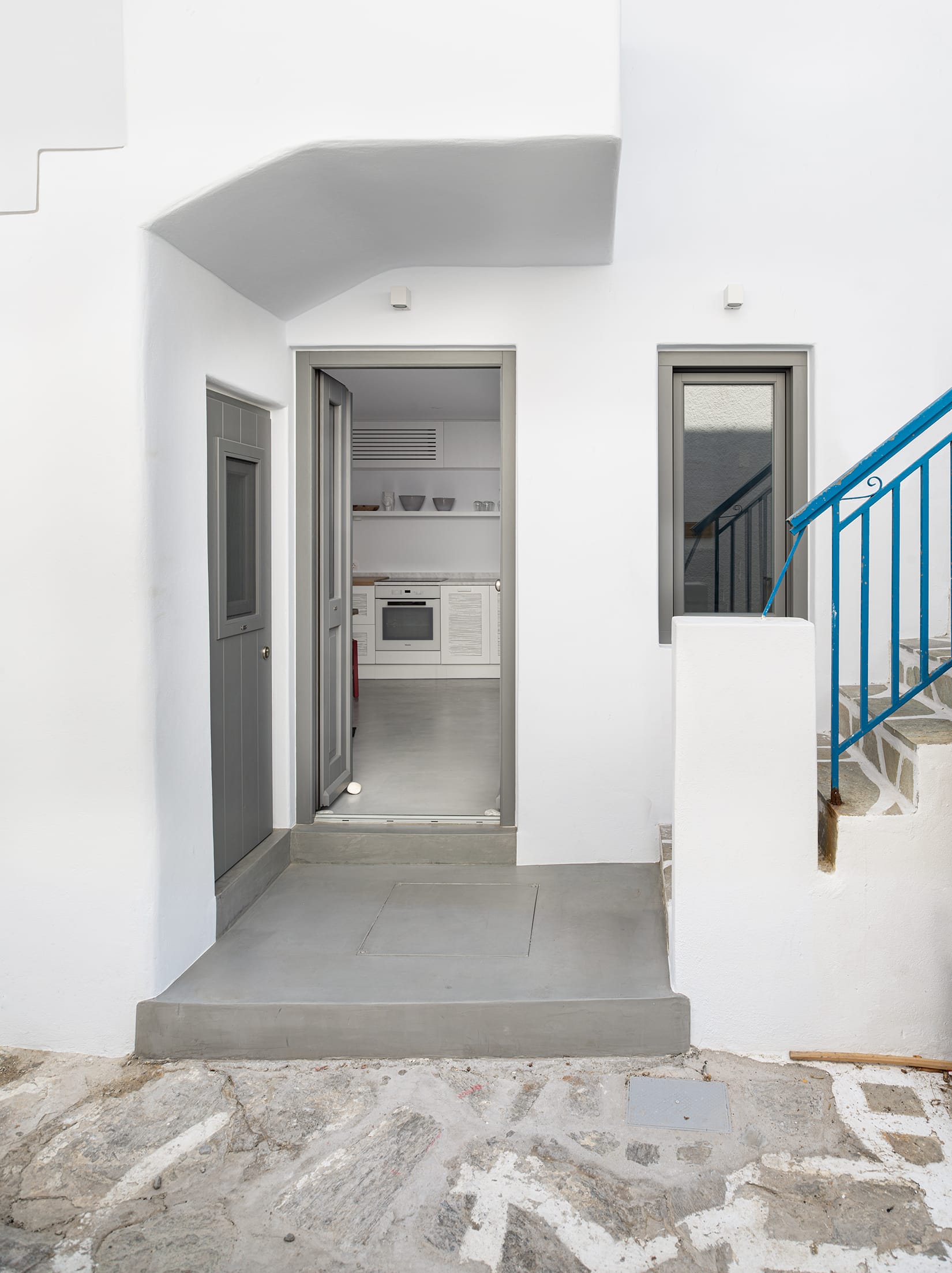 Evripiotis Architects-little-house-paros-evripiotis-architects-04-new-Little House, Paros Island