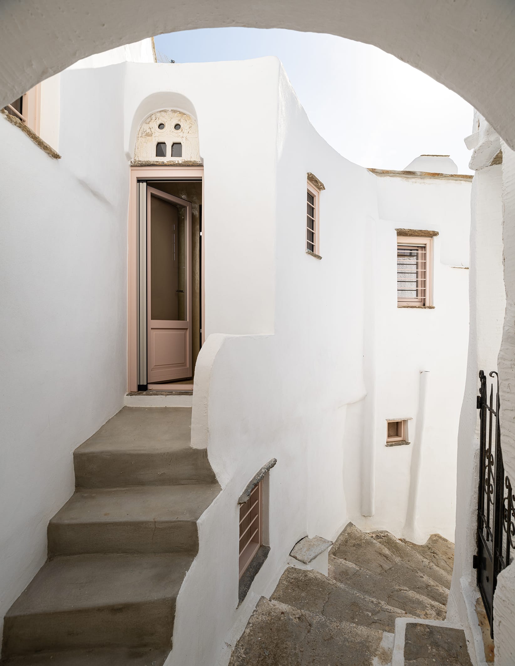 Evripiotis Architects-theros-tinos-island-evripiotis-architects-15-1-Th_eros, Tinos Island