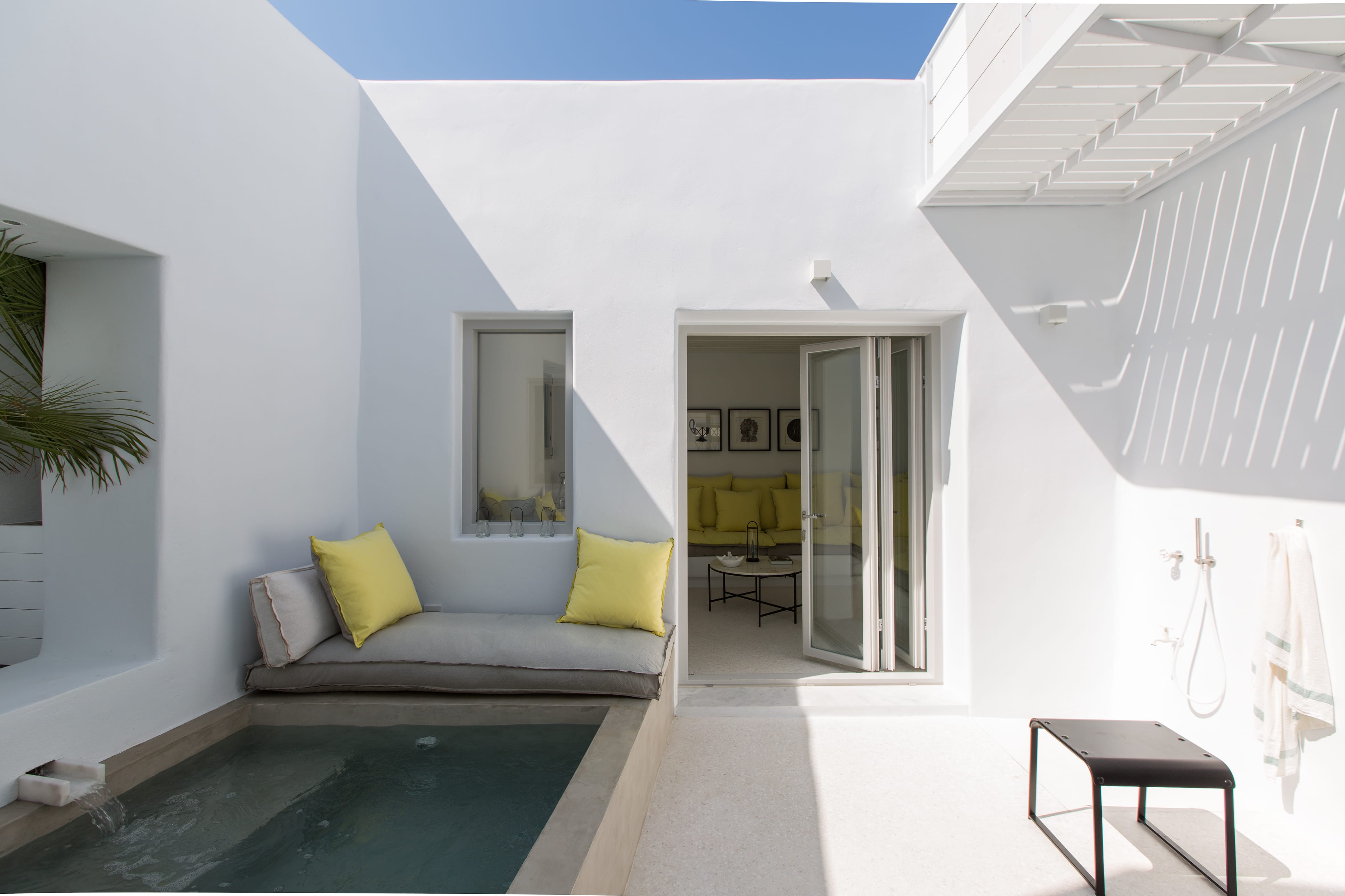 Evripiotis Architects-unfolding-courtyard-house-paros-evripiotis-architects-01-1-new.jpg-Unfolding Courtyard House, Paros Island